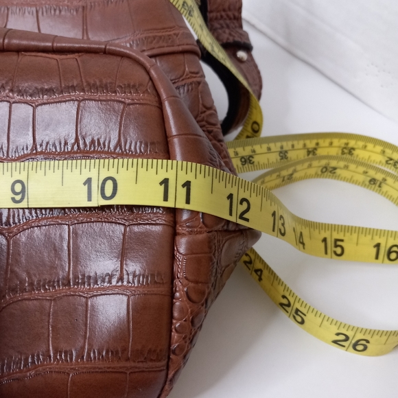 Giani Bernina brown faux alligator satchel/shoulder bag - Picture 13 of 14